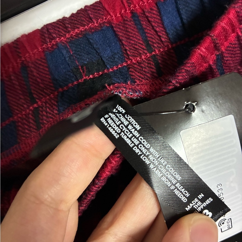 Torrid Pajama Bottoms Red & Blue Vintage Plaid, Soft, Stretchy Waist NWT 3X - Picture 9 of 10